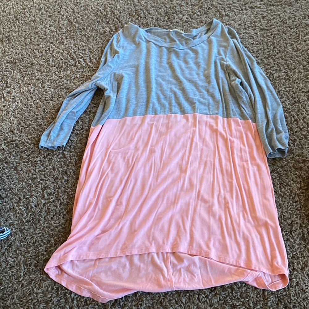 Pink and grey 3/4 sleeve tunic